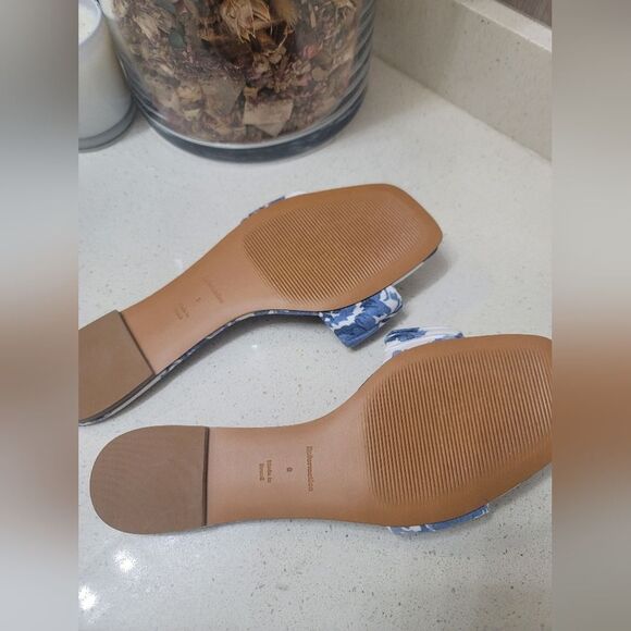 Reformation Blue and White Floral Sandals - Picture 3 of 7